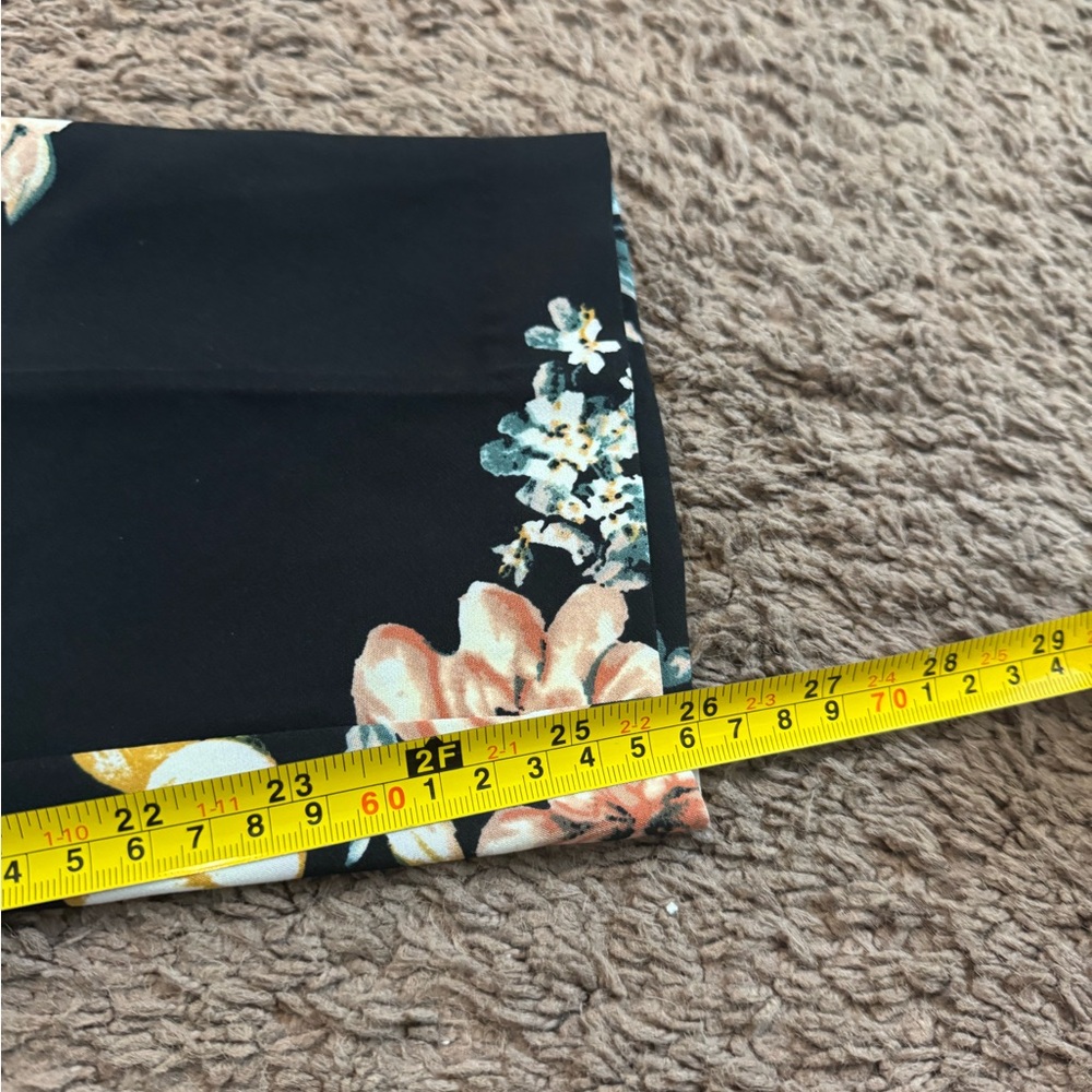 2 FOR $20 One by Chapter Pants Black Floral Belted Crop High Rise Trouser S NEW - Picture 6 of 9